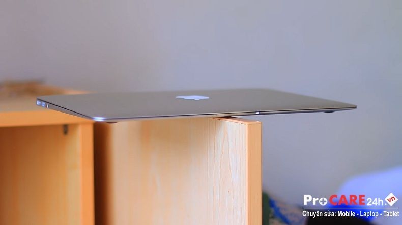 MacBook Air 13 inch MMGF2 - (2016) thiết kế mỏng